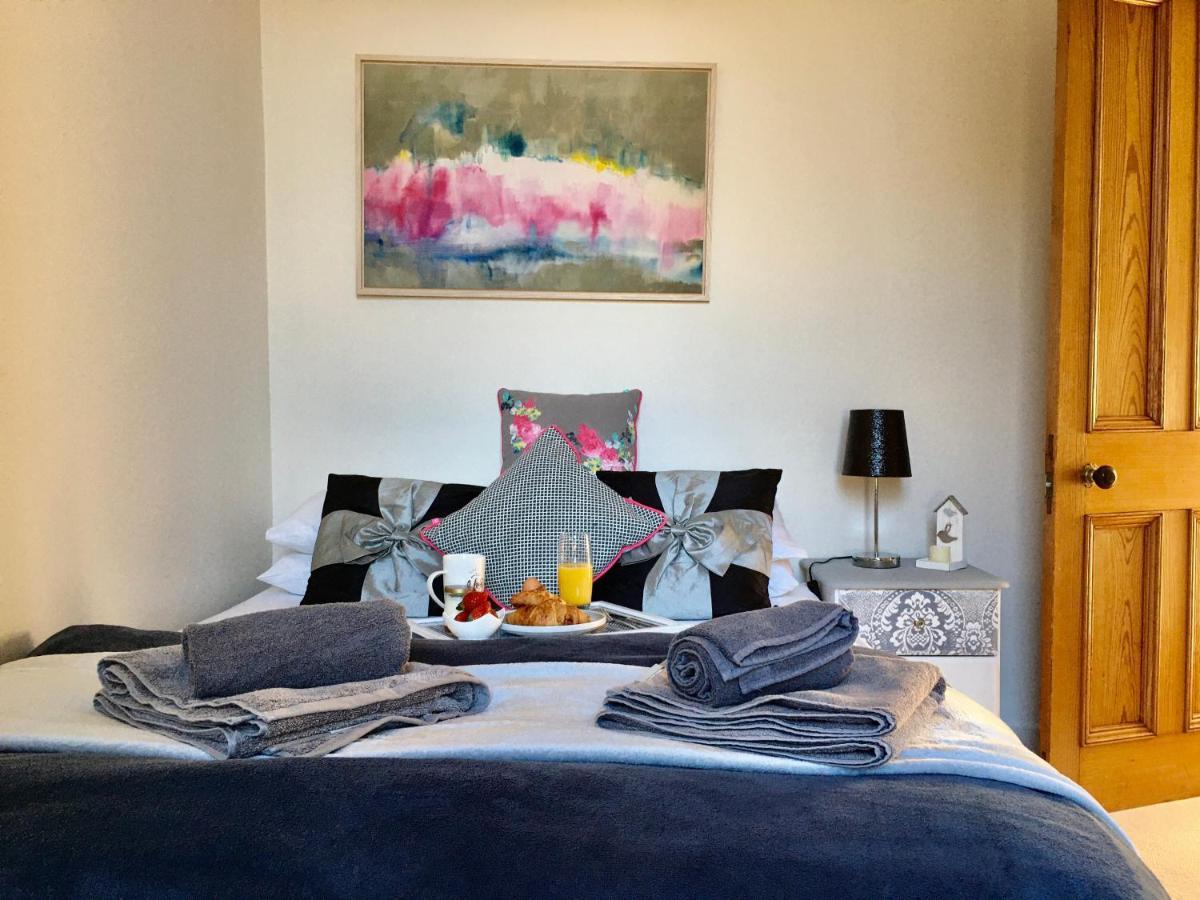 Cosy 2 Bedroom Central Apartment - Free Parking, Free Wifi Aberdeen Exterior foto