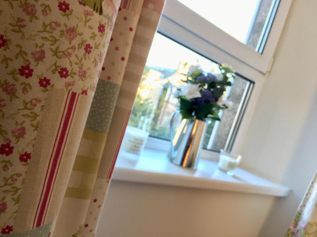 Cosy 2 Bedroom Central Apartment - Free Parking, Free Wifi Aberdeen Exterior foto