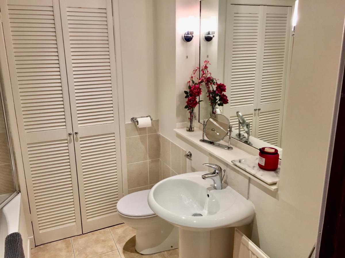 Cosy 2 Bedroom Central Apartment - Free Parking, Free Wifi Aberdeen Exterior foto